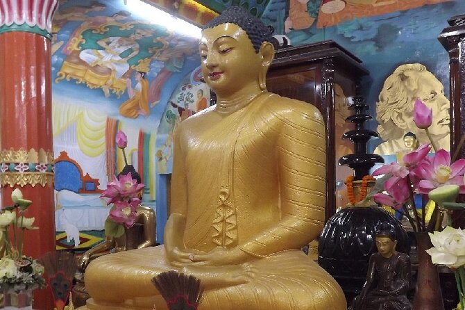 Path of Knowledge: a Heritage Walking Tour of Kolkata With Private Transfer