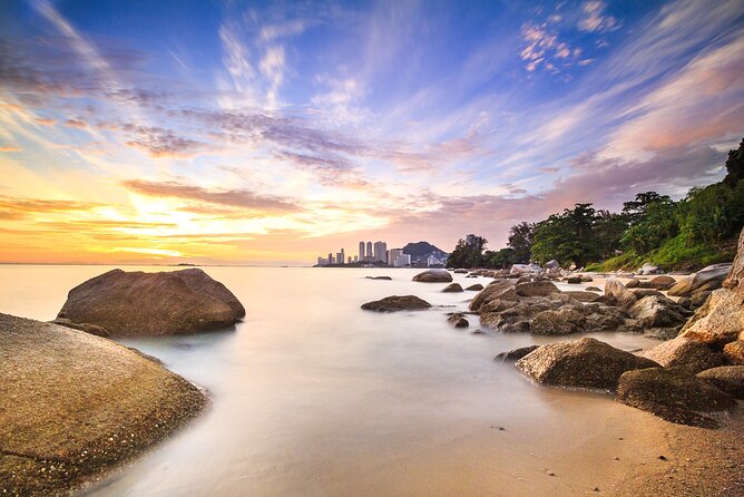 Penang Full Day Tour With Penang Hill, Kek Lok Si & Fruit Farm