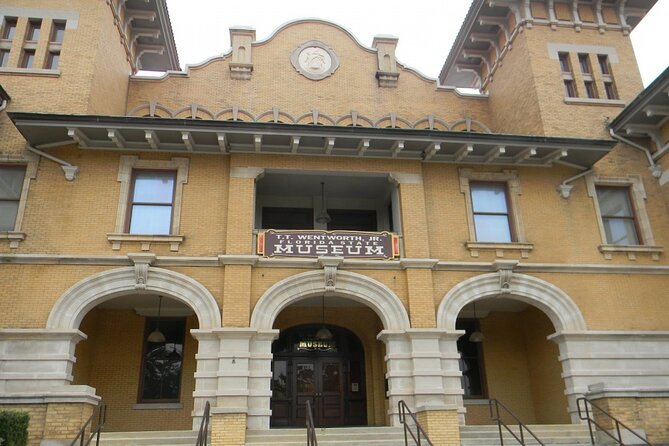 Pensacola Scavenger Hunt: Pensacola Adventure