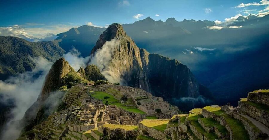 Peru Tour: Lima – Cusco || 7 Days + Hotel