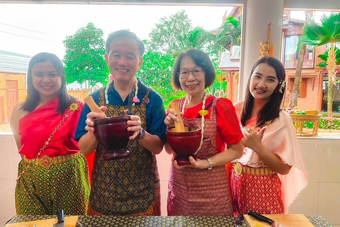 Phuket City Tour & Activity Thai House