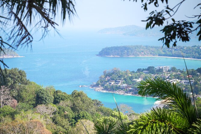 Phuket: Wat Chalong, Karon Viewpoint and Old Town Guided Tour