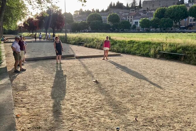Play Pètanque, Fun for Families, Couples, Everyone – in English