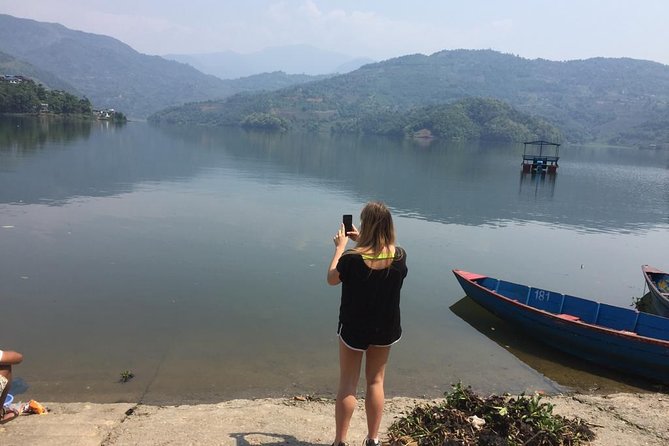 Pokhara: Guided Places of Ineterst Tour by Private Car