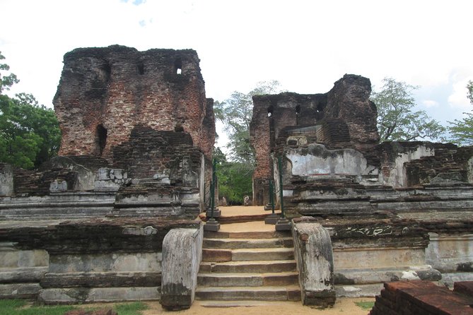 Polonnaruwa Day Tour From Kandy