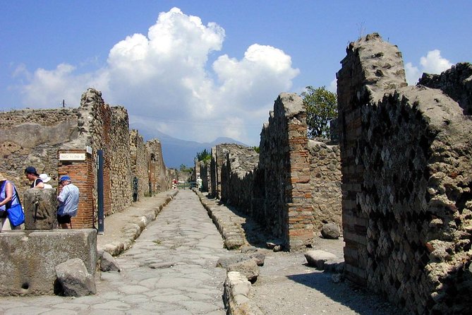 Pompeii and Mount Vesuvius SELECT Tour