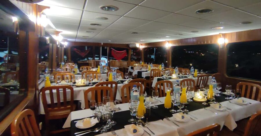 Porto: 6 Bridges Douro Cruise With Dinner and Live Fado