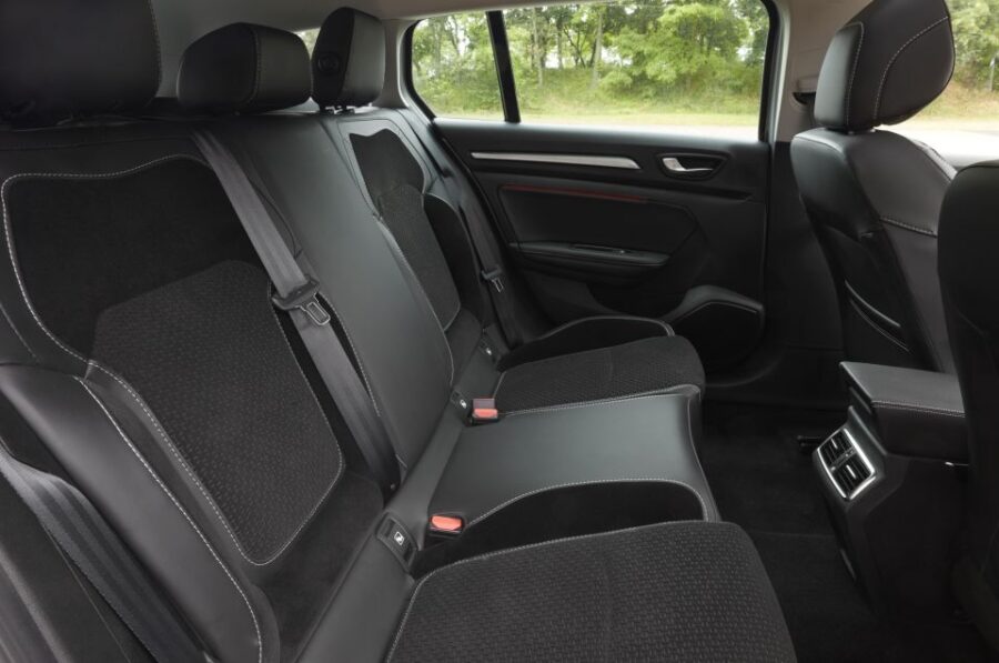 Porto Airport: Private Transfer to or From Porto