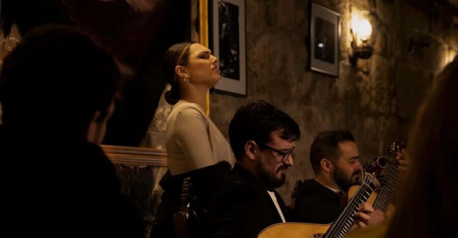 Porto: Intimate Fado Concert in a Traditional Tavern - Immersive Tavern Ambiance