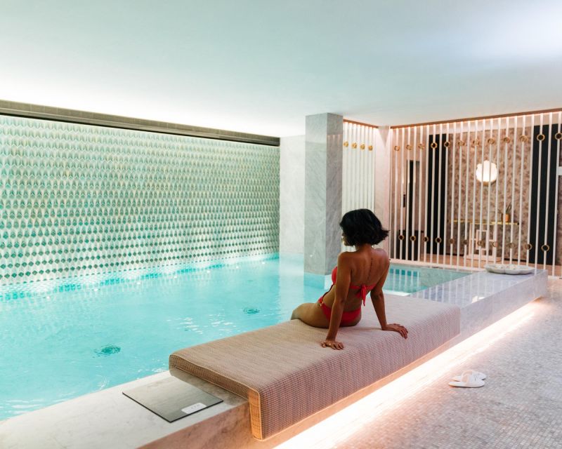 Porto: Relaxing by the Pool, Sauna and Steam Room