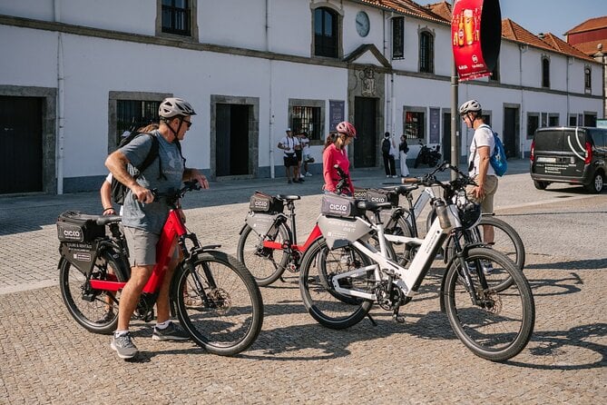 Porto Riverbank E-Bike Tour - Atlantic Coast, Gardens - Biking the Atlantic Coastline