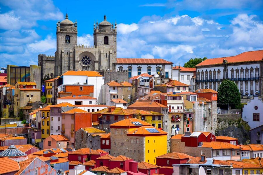 Portuguese Cheeses Tasting in Porto Antique Store - Activity Overview
