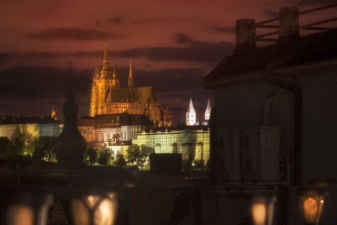 Prague Photoshoot for Couples, Betrothed, Family & Friends - Professional Services Included