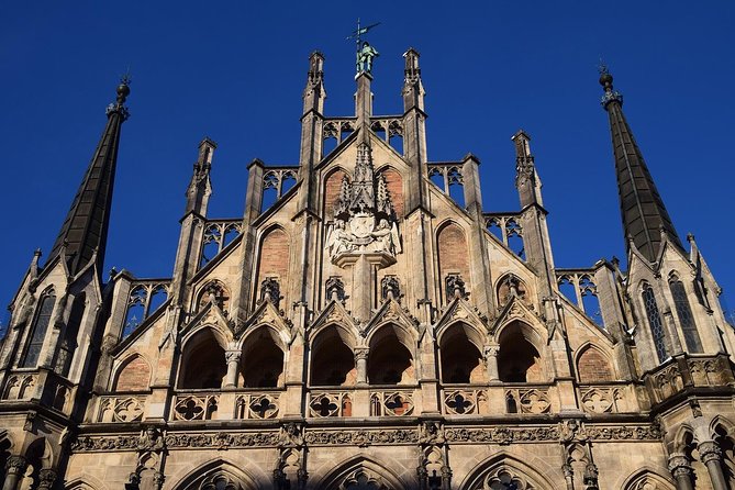 Private 2.5 Hour City Tour of Munich With Driver/Guide