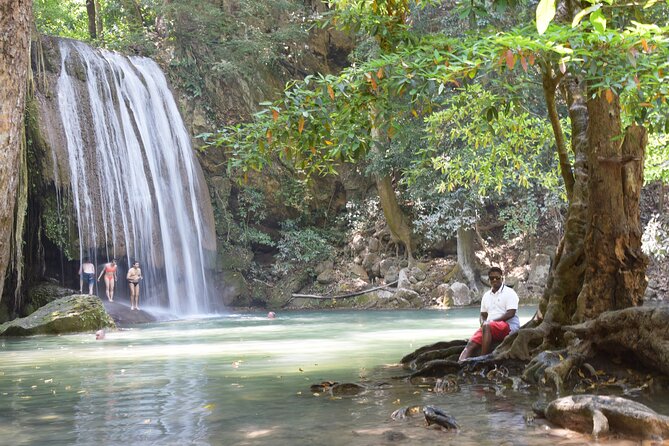 Private 2 Day Tour to Erawan Waterfall and Highlights of Kanchanaburi