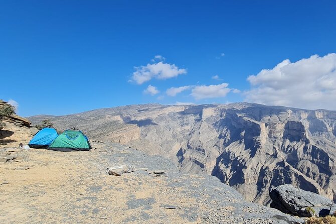 Private 2-Days Jebel Shams Overnight Camping Tours