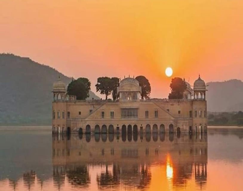 Private 2-Days Luxury Jaipur City Tour With Pushkar Tour