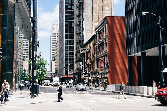Private 2-Hour Walking Tour: Chicago Loop Interior Architecture - Overview of the Tour