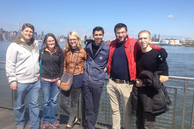 Private 2-Hour Walking Tour of Williamsburg District in Brooklyn