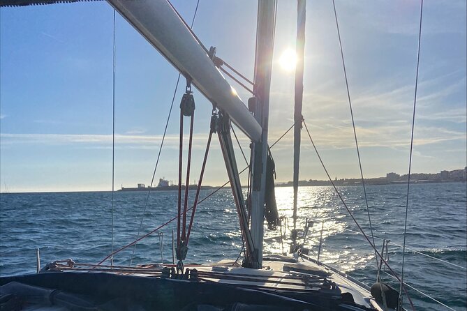 Private 4-Hour Sailboat Tour Through the Bay of Palma De Mallorca - Inclusions