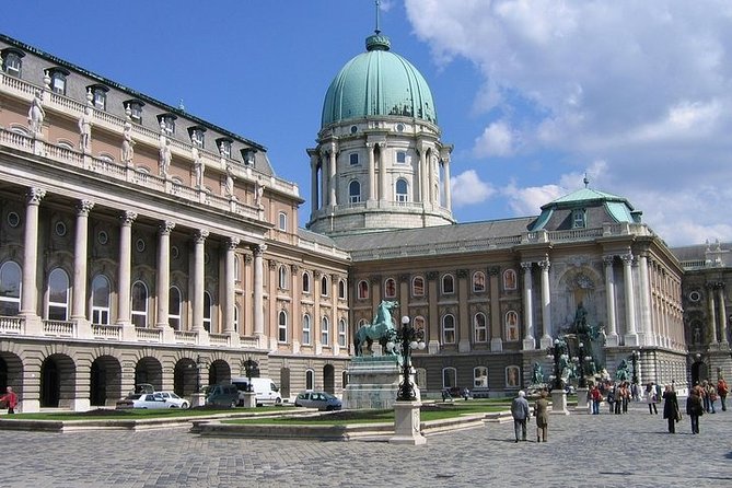 Private 4 Hours Budapest City Tour and 3 Hours Széchenyi Thermal Spa Relax - Tour Overview