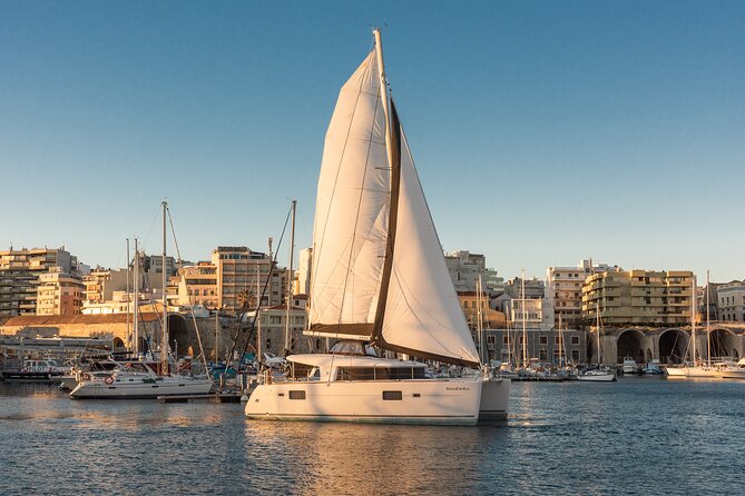 Private 5h Cruise Catamaran Santorini BBQ ,Drinks, Transfer - Tour Highlights