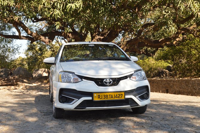 Private A/c Transfer Udaipur To Mount Abu ( 4 Seat A/c Sedan)