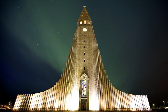 Private Airport Transfer From Keflavik to Reykjavik Capital