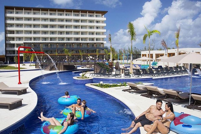 Private Airport Transfer to Royalton Blue Waters & RIU Aquarelle