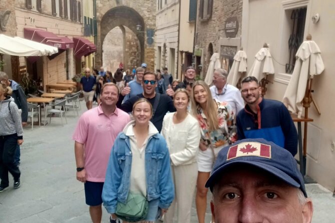 Private and Guided Day Visit to Beautiful Tuscany From Rome