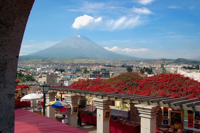 Private Arequipa City Tour: Juanita Museum, Santa Catalina and Colonial Suburbs - Arequipa: The White City