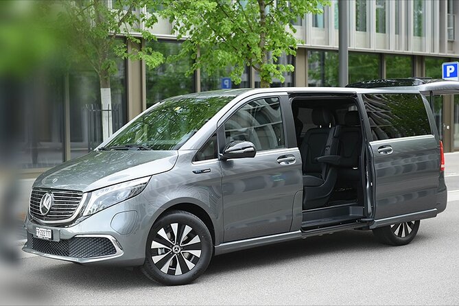 Private Arrival Transfer: From Zurich Airport to Flims