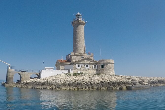 Private Boat Tour With Captain in Medulin