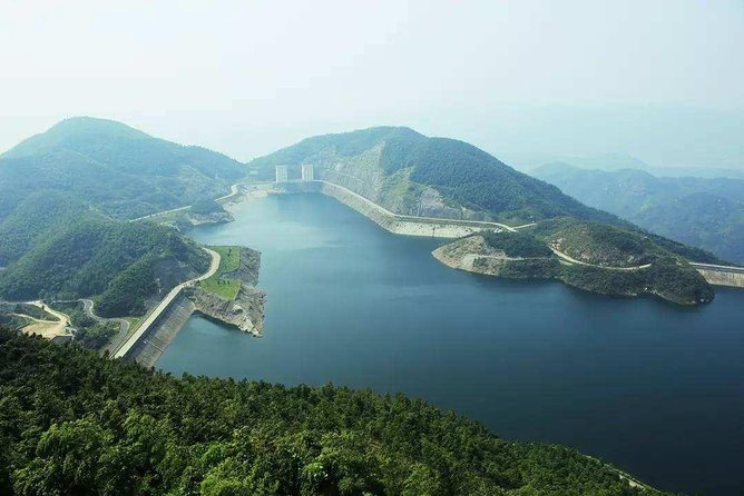 Private Changsha Day Tour: Yuelu Mountain, Yuelu Academy and Orange Island