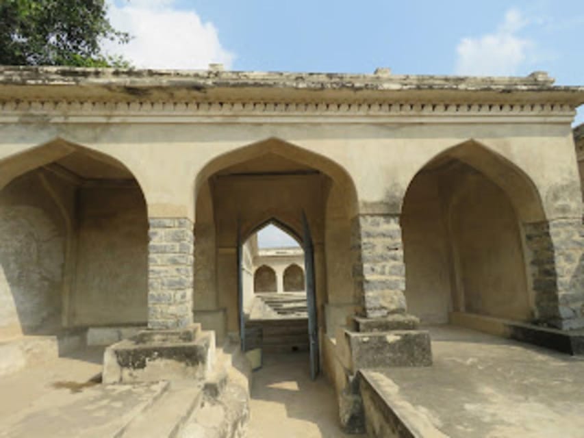 Private Day Tour From Pondicherry to Tiruvannamalai