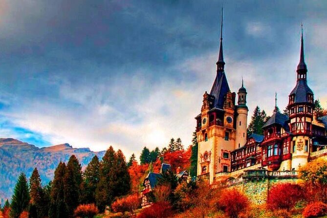 Private Day Tour to Historical Villages in Sinaia - Tour Overview