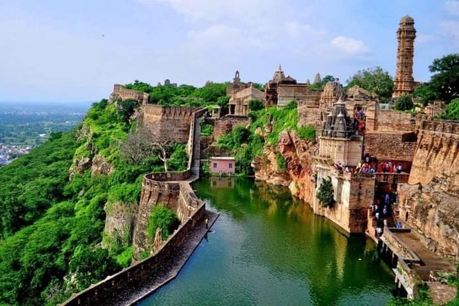 Private Day Trip to Chittorgarh Fort From Udaipur - Tour Overview