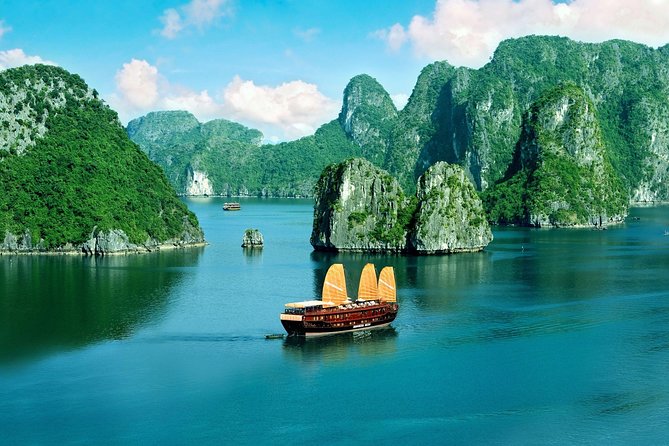 Private Departure Transfer - Ha Long Bay to Hanoi Airport