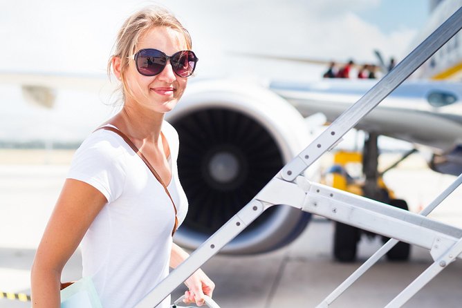 Private Departure Transfer: La Paz Hotels to El Alto International Airport - Service Overview