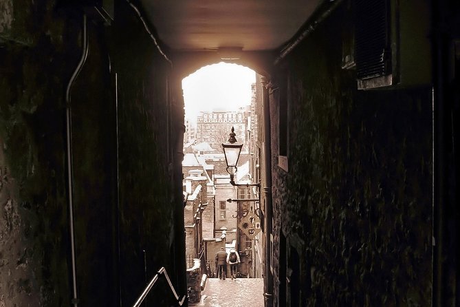Private Edinburgh Dark History Tour – Auld Reekie After Hours