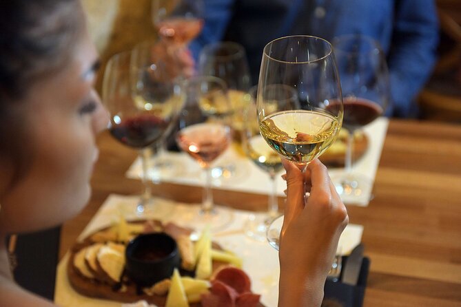 Private Food and Wine Experience With a Sommelier