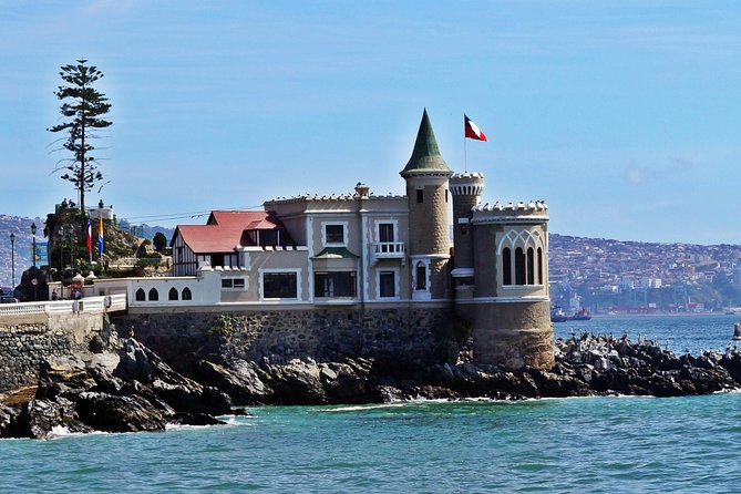 Private Full Day Tour to Concón, Viña Del Mar, and Valparaiso + 1 Activity