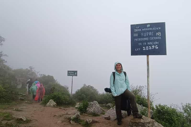 Private Hiking Tour to Rupac Over 2 Days