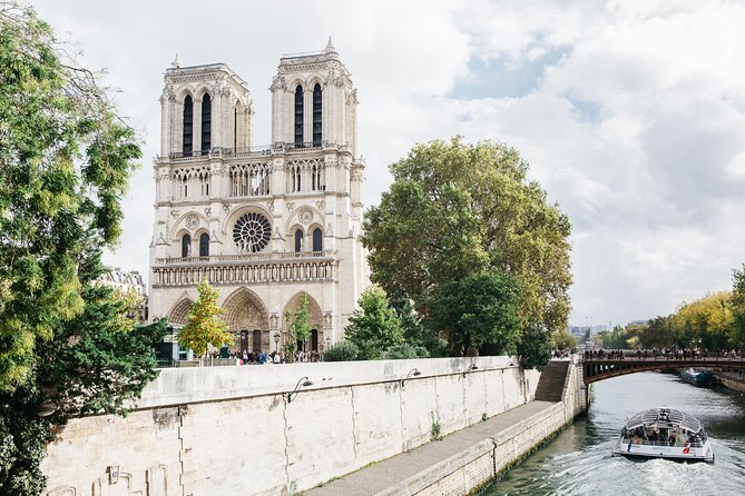 Private Historical Tour of Notre Dame - Tour Overview and Expertise