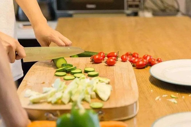 Private Home Cooking Class With Shanghai Mama - Market Tour Details