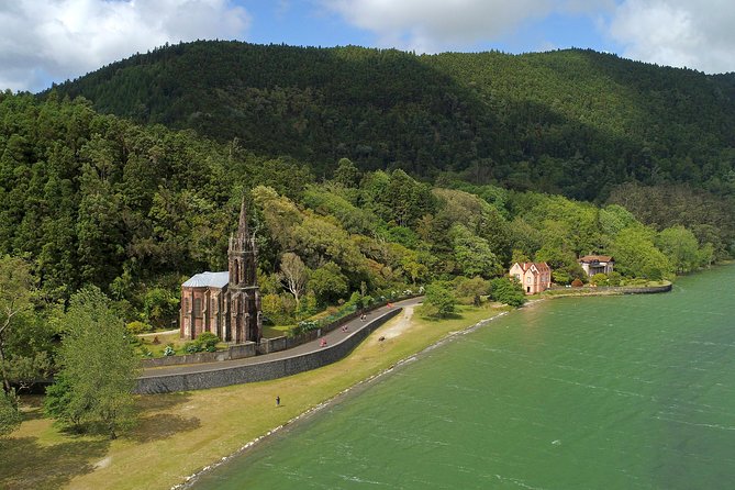 PRIVATE Hybrid 4X4 Tour - Full Day Furnas (Inc Hot Springs and 3 Course Lunch)