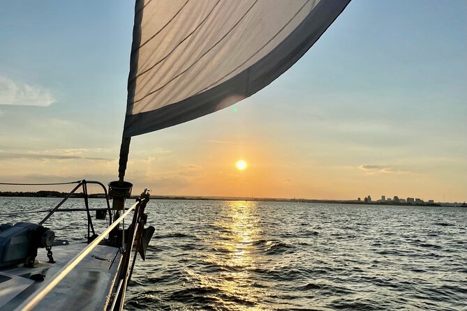 PRIVATE Local Sunset Sail by a Certified Captain - Inclusions and Amenities