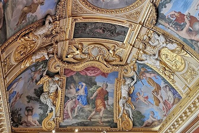 Private Louvre Museum Tour by Alberto Local Guide and His Team in Paris - Highlights of the Louvre