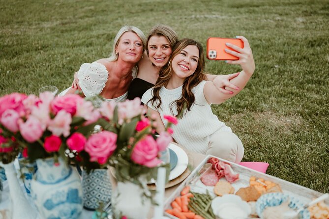 Private Luxury Picnic in Memphis (Mississippi River)