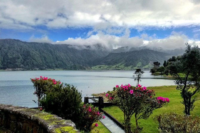 Private Mini Van Sete Cidades and Lagoa Do Fogo (1-6 People) - Tour Inclusions
